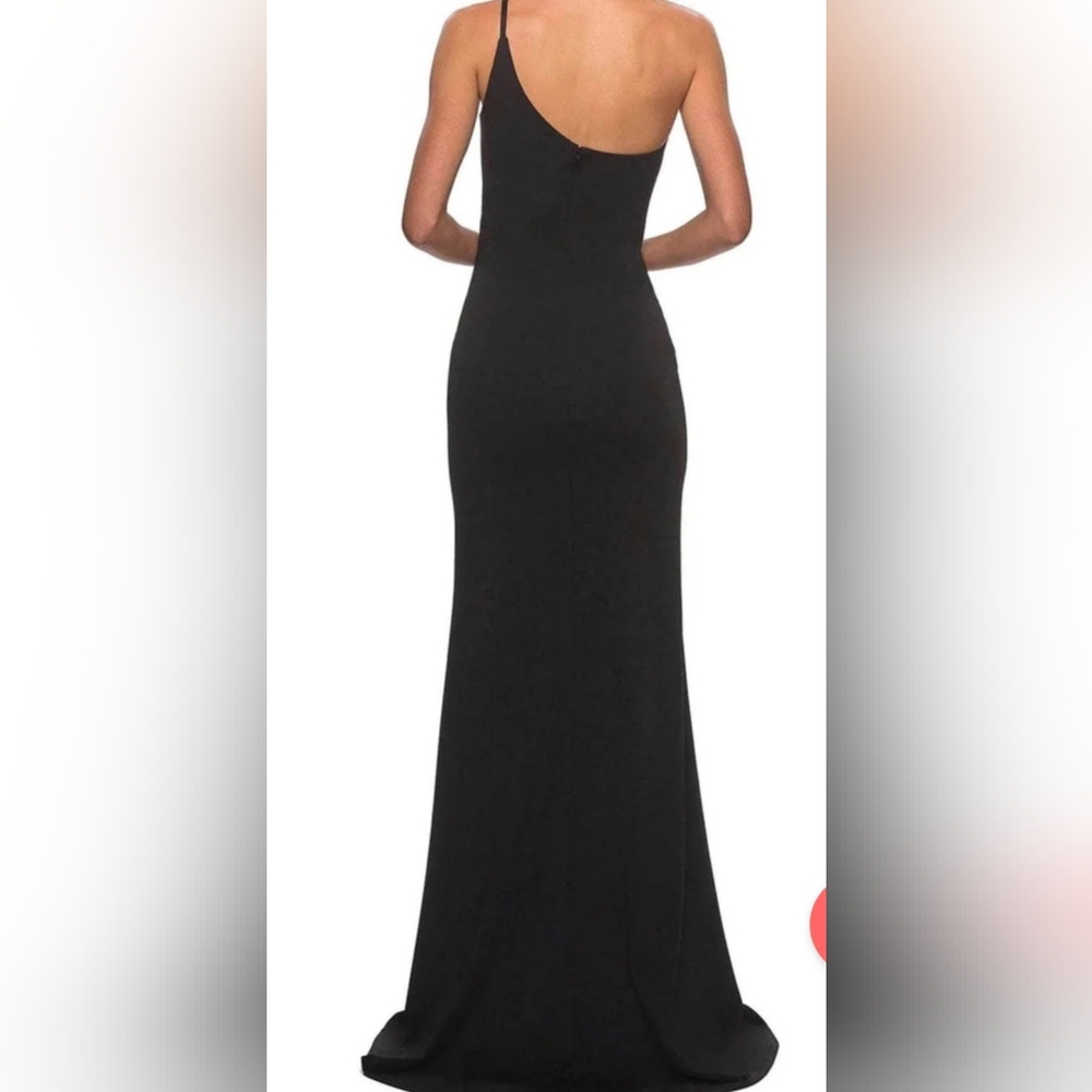La Femme One-Shoulder Jersey Gown - Picture 2 of 13